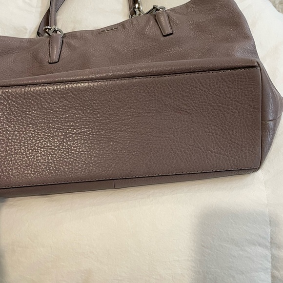 Nude Coach Tote - Picture 6 of 7